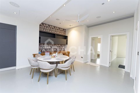 Apartamento en Palm Jumeirah, Dubai, 3 dormitorios, 210.5 m², № 6714 - foto 8