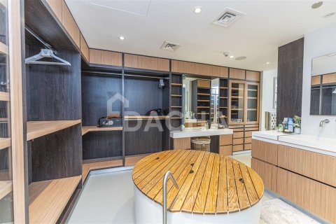 Apartamento en Palm Jumeirah, Dubai, 3 dormitorios, 210.5 m², № 6714 - foto 16