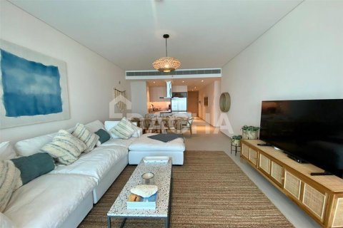 Apartamento en Jumeirah Beach Residence, Dubai, 3 dormitorios, 180 m², № 6715 - foto 1