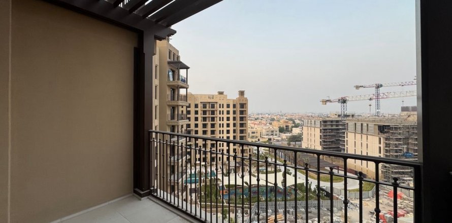 Apartamento en Umm Suqeim, Dubai, 3 dormitorios, 175.4 m², № 93555