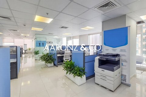 Oficina en Business Bay, Dubai, 155 m², № 103184 - foto 10