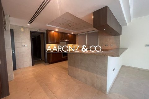 Villa à Jumeirah Park, Dubai, 4 chambres, 442 m², № 103175 - photo 17