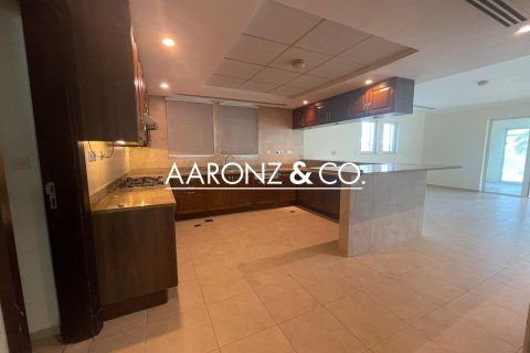Villa à Jumeirah Park, Dubai, 4 chambres, 442 m², № 103175 - photo 15