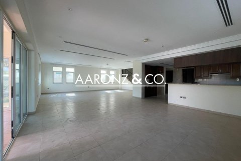Villa à Jumeirah Park, Dubai, 4 chambres, 442 m², № 103175 - photo 2