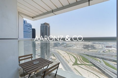 Appartement à Jumeirah Lake Towers, Dubai, 3 chambres, 106 m², № 103185 - photo 2