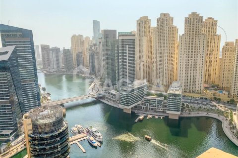 Apartamento en The Address Dubai Marina, Dubai Marina, Dubai, 1 dormitorio, 81.1 m², № 6550 - foto 1