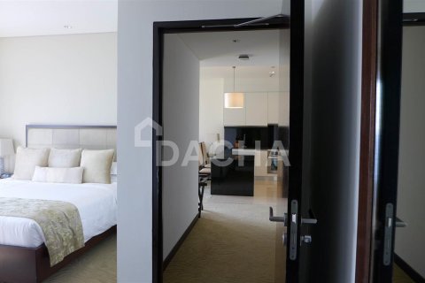 Apartamento en The Address Dubai Marina, Dubai Marina, Dubai, 1 dormitorio, 81.1 m², № 6550 - foto 2