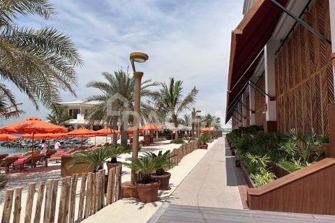 Снять в аренду квартиру в Azure Residences, Пальма Джумейра, Дубай: 1 спальня, 106.1м², № 6553 - фото 6