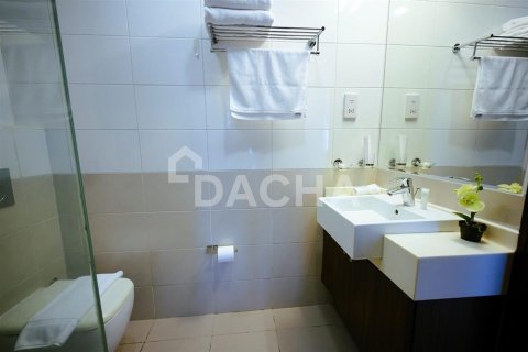 Снять в аренду квартиру в Azure Residences, Пальма Джумейра, Дубай: 1 спальня, 106.1м², № 6553 - фото 8
