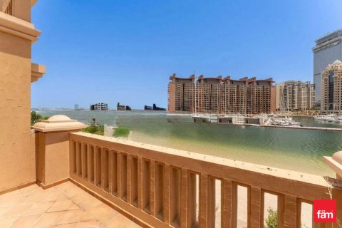 Villa en Palm Jumeirah, Dubai, 5 dormitorios, 727.5 m², № 111461 - foto 5