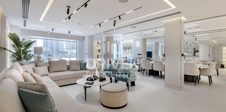Вилла в Дубай Марине, Дубай, 5 спален, 460.89м², № 128427