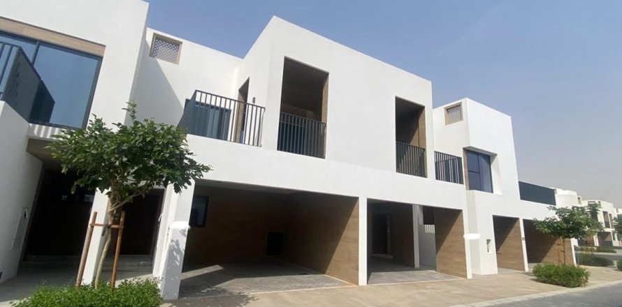 Villa in Dubai 3 bedrooms, 118.1 sq.m. № 40462