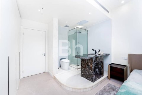 Apartment in Business Bay, Dubai 2 bedrooms, 124 sq.m. № 24080 - photo 10