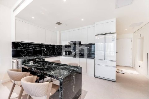 Apartment in Business Bay, Dubai 2 bedrooms, 124 sq.m. № 24080 - photo 14
