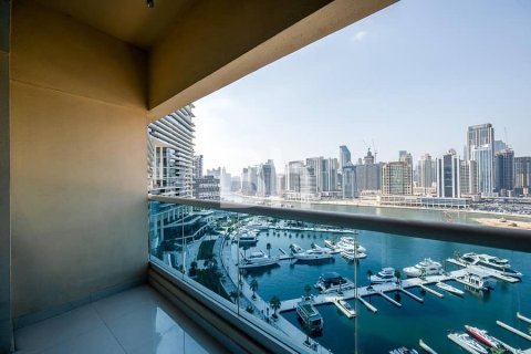 Apartment in Business Bay, Dubai 2 bedrooms, 124 sq.m. № 24080 - photo 6