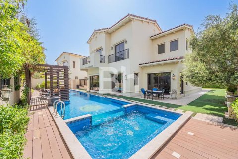 Villa in Arabian Ranches, Dubai 6 bedrooms, 501 sq.m. № 24099 - photo 6