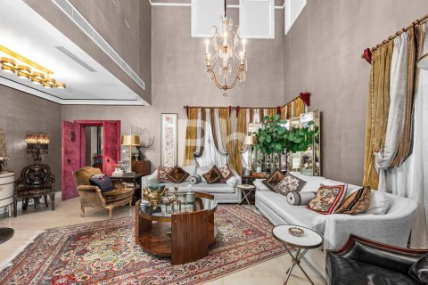 Villa in Arabian Ranches, Dubai 6 bedrooms, 501 sq.m. № 24099 - photo 25