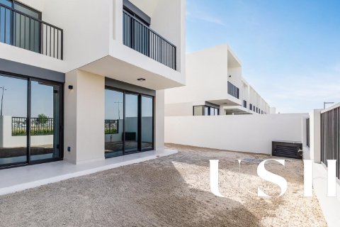 Townhouse in Town Square, Dubai 4 bedrooms, 296 sq.m. № 39722 - photo 3