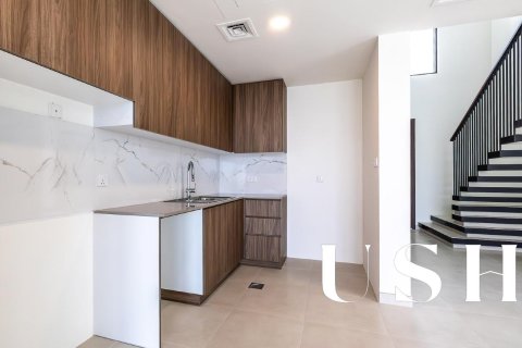 Townhouse in Town Square, Dubai 4 bedrooms, 296 sq.m. № 39722 - photo 10