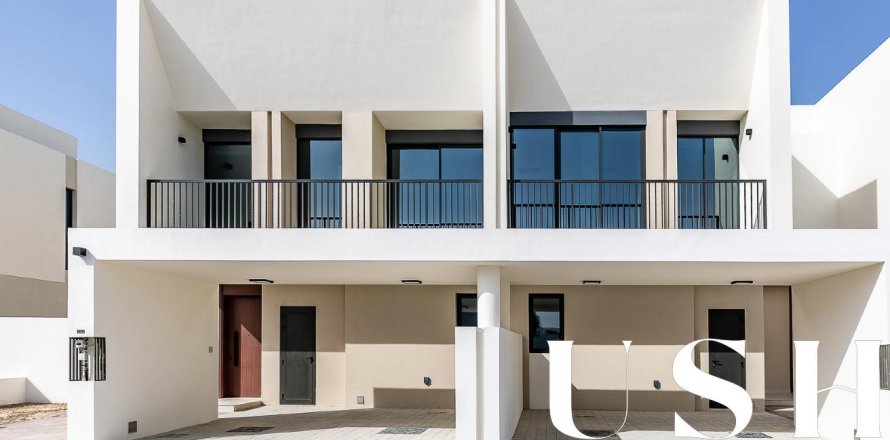 Townhouse in Town Square, Dubai 4 bedrooms, 296 sq.m. № 39722