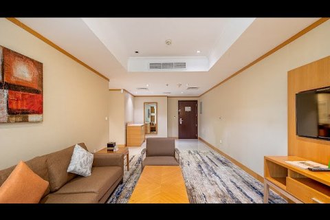 Снять в аренду апартаменты в отеле в Sheikh Zayed Road, Дубай: 2 спальни, 75м², № 21136 - фото 22