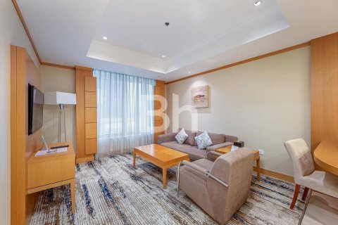 Снять в аренду апартаменты в отеле в Sheikh Zayed Road, Дубай: 1 спальня, 52м², № 21138 - фото 1