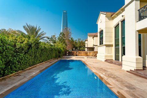 Villa in Jumeirah Islands, Dubai 4 bedrooms, 497 sq.m. № 101267 - photo 19
