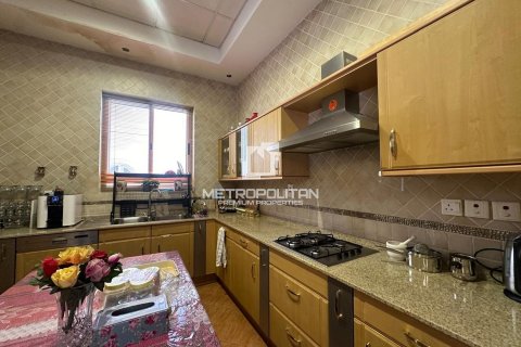 فيلا في البرشاء, دبي 6 غرف نوم , 910 م² رقم 8748 - صورة 11