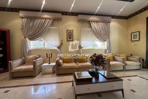فيلا في البرشاء, دبي 6 غرف نوم , 910 م² رقم 8748 - صورة 4