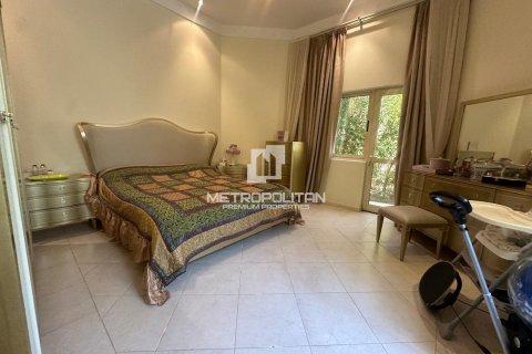 فيلا في البرشاء, دبي 6 غرف نوم , 910 م² رقم 8748 - صورة 7