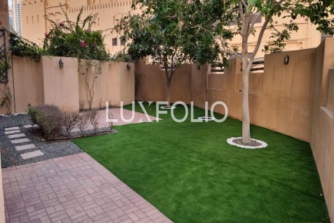 Apartamento en Old Town, Dubai, 1 dormitorio, 232 m², № 46384 - foto 1