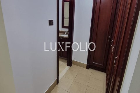 Apartamento en Old Town, Dubai, 1 dormitorio, 232 m², № 46384 - foto 8