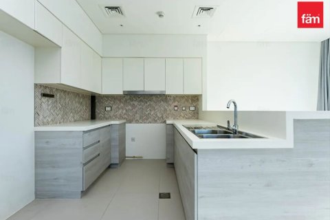 Apartment in Dubai 3 bedrooms, 162.2 sq.m. № 16478 - photo 4