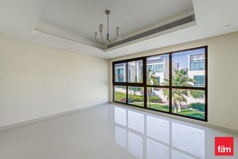 Снять в аренду таунхаус в Meydan, Дубай: 4 спальни, 305.1м², № 16499 - фото 13