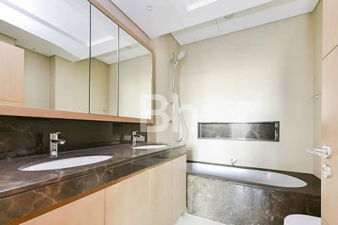 Appartement à The Hills, Dubai, 1 chambre, 82 m², № 24014 - photo 5