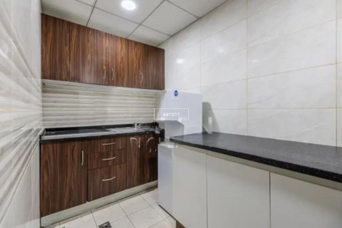 Office in Business Bay, Dubai 124.5 sq.m. № 42784 - photo 6