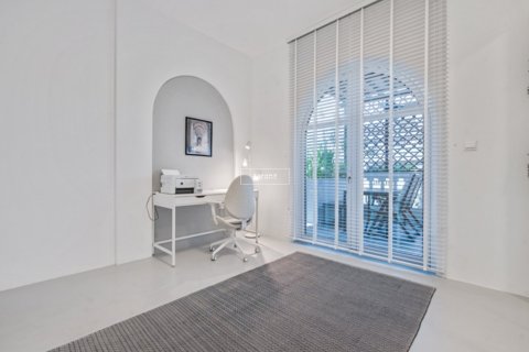 Apartamento en Jumeirah Village Circle, Dubai, 2 dormitorios, 108 m², № 42771 - foto 8
