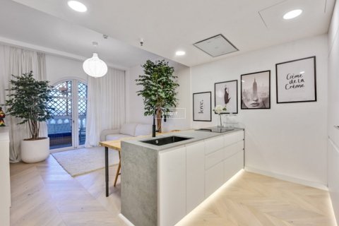 Apartamento en Jumeirah Village Circle, Dubai, 2 dormitorios, 108 m², № 42771 - foto 1