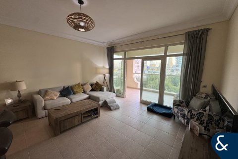 Apartment in Shoreline Apartments, Palm Jumeirah, Dubai 2 bedrooms, 144 sq.m. № 78916 - photo 1