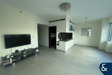 Apartment in Marina Promenade, Dubai Marina, Dubai 1 bedroom, 89 sq.m. № 78987 - photo 2