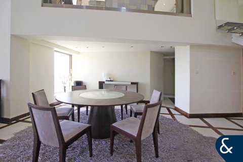 Apartment in Sadaf, Jumeirah Beach Residence, Dubai 2 bedrooms, 171 sq.m. № 78918 - photo 3