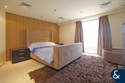 Apartment in Sadaf, Jumeirah Beach Residence, Dubai 2 bedrooms, 171 sq.m. № 78918 - photo 7