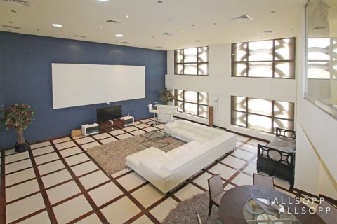 Apartment in Sadaf, Jumeirah Beach Residence, Dubai 2 bedrooms, 171 sq.m. № 78918 - photo 19