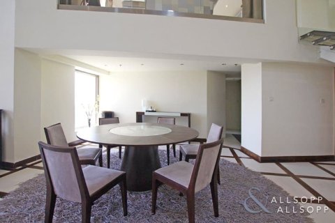Apartment in Sadaf, Jumeirah Beach Residence, Dubai 2 bedrooms, 171 sq.m. № 78918 - photo 29