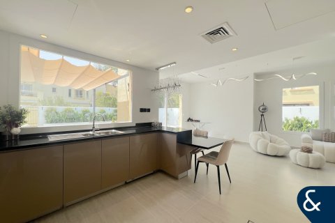 Villa en The Springs, Dubai, 4 dormitorios, 223 m², № 78920 - foto 25