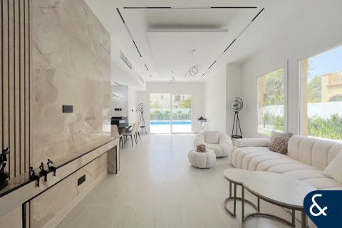 Villa en The Springs, Dubai, 4 dormitorios, 223 m², № 78920 - foto 8