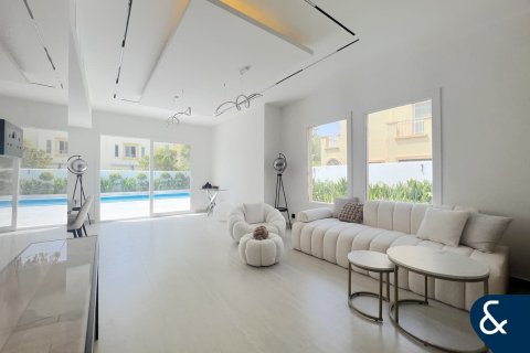 Villa en The Springs, Dubai, 4 dormitorios, 223 m², № 78920 - foto 2