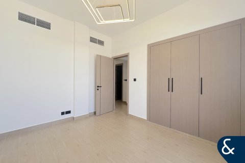 Villa en The Springs, Dubai, 4 dormitorios, 223 m², № 78920 - foto 16