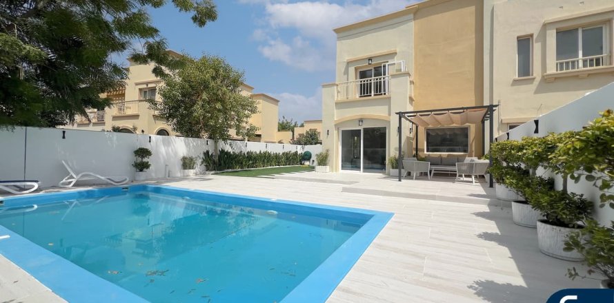 Villa en The Springs, Dubai, 4 dormitorios, 223 m², № 78920