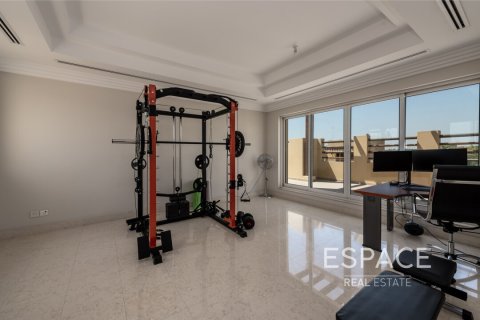 Villa in Arabian Ranches, Dubai 6 bedrooms, 569 sq.m. № 61614 - photo 15